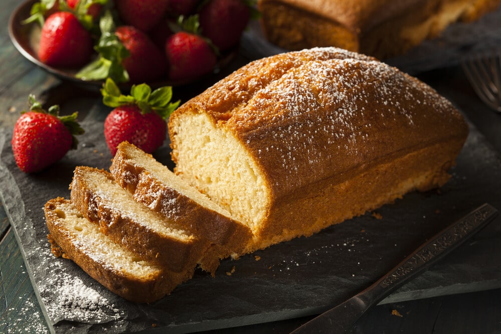 paula deen sour cream pound cake